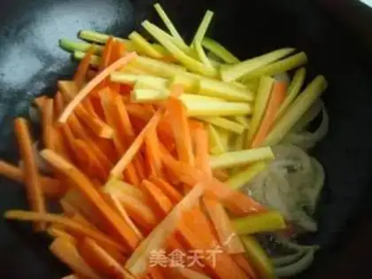 Make Dried fruit vegetarian pilaf step 5