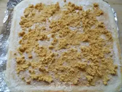 Make Pork floss roll step 15