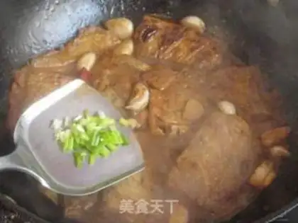 Make Spicy garlic hairtail step 9