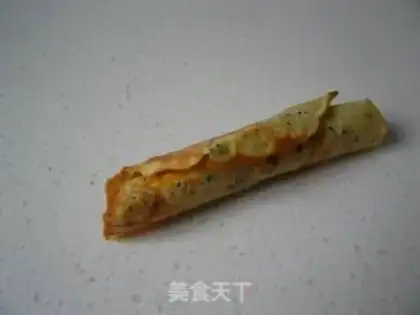 Make Homemade family crispy egg roll step 9