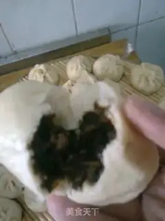 Make Pork bun with plum vegetable sauce step 8
