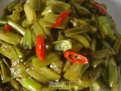Make stir-fried cabbage stalks step 5
