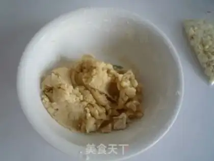Make almond crisps step 3