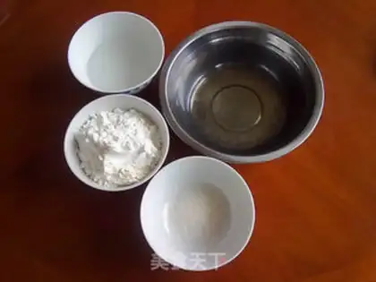 Make Crispy and mung bean cake step 0