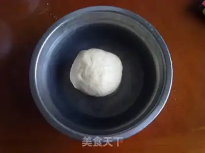 Make Crispy and mung bean cake step 1