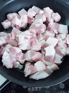 Make Braised pork with beer step 3