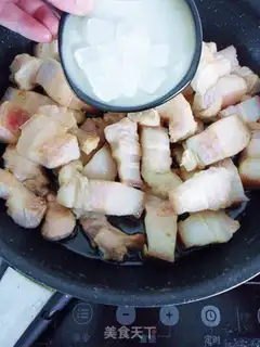 Make Braised pork with beer step 5