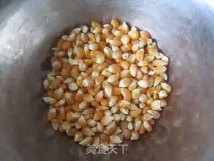 Make caramel popcorn step 0