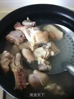 Make Home-cooked fried chicken step 3