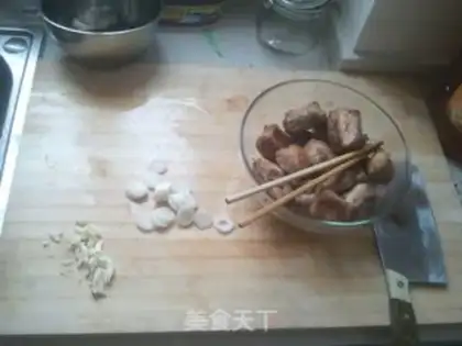 Make Ribs in tomato sauce step 3