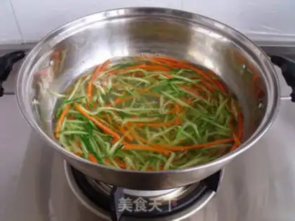 Make Spicy shredded chicken step 5