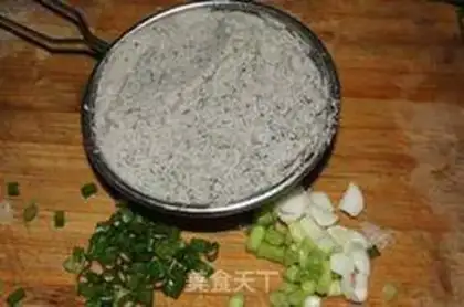 Make stir-fried bean dregs step 0
