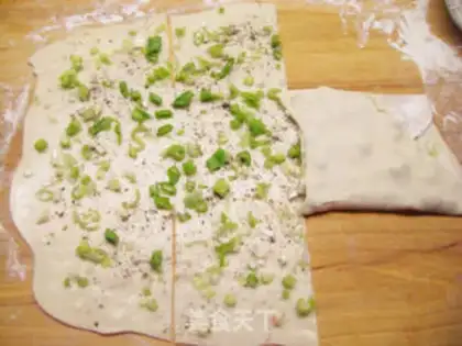 Make Scallion Fragrance Thousand Layer Pancake step 5