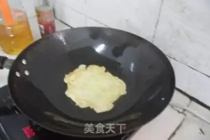 Make gourd shredded pancakes step 5
