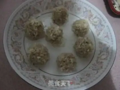 Make glutinous rice meatballs step 3