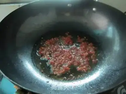 Make Sauteed tofu rolls with spicy sauce step 2