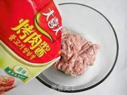 Make pork rice flower step 3