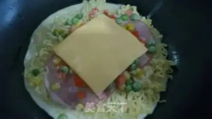 Make Instant noodle pizza step 9