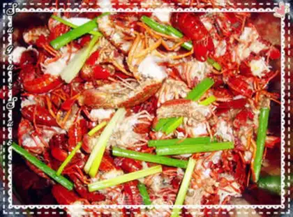 Make spicy crayfish step 4