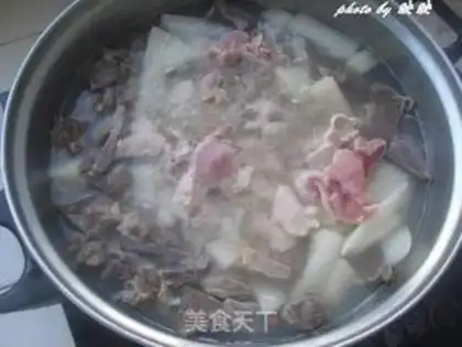 Make Stewed pork lung with white radish step 7