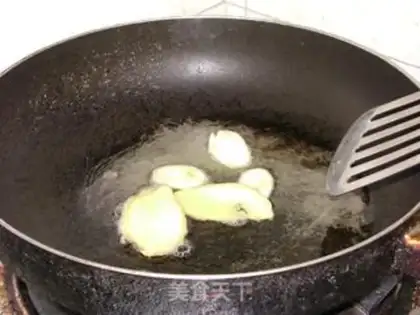 Make Mushrooms and rapeseed in oyster sauce step 3