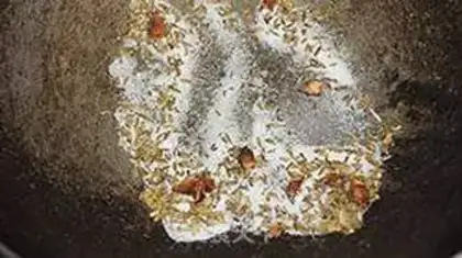 Make Home-made salt-roasted chicken legs step 1