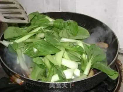 Make Mushrooms and rapeseed in oyster sauce step 6