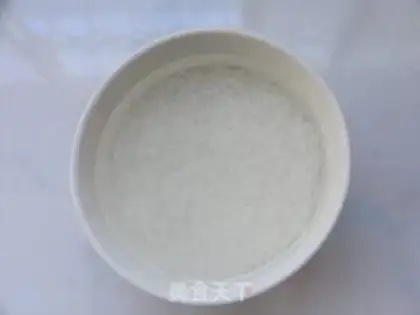 Make congee with pork and century step 1