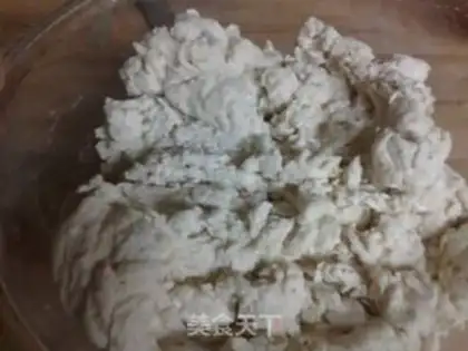 Make Bean curd flavor plate shredded small cakes step 2