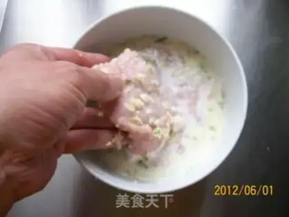 Make Chilly onion and ginger pork chop step 3