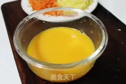 Make Homemade egg roll step 4