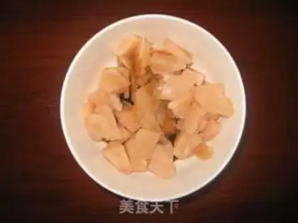 Make stir-fried diced chicken with spicy sauce step 0