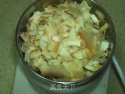 Make Coconut crispy cakes step 1