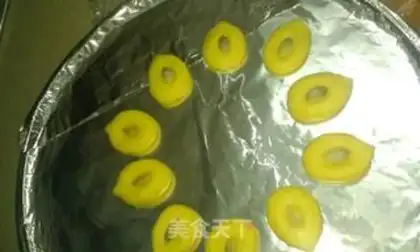 Make Microwave oven melon kernel biscuits step 13