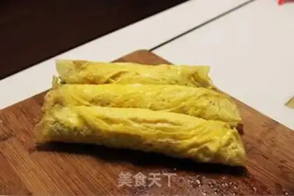 Make Homemade egg roll step 12