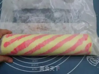 Make Twill cake roll step 15