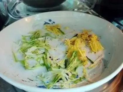 Make Homemade chicken essence step 8