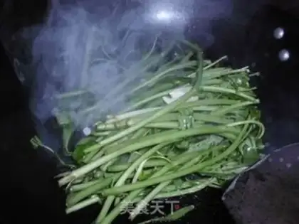 Make stir-fried cabbage step 1