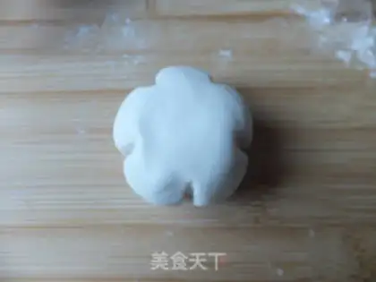 Make Chinese glutinous rice dumplings step 8