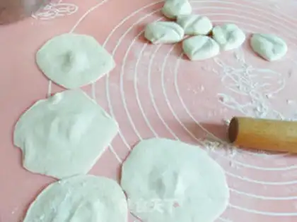 Make Chinese cabbage dumplings step 11