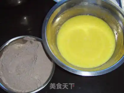 Make Chocolate white sesame cake step 3