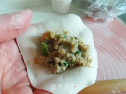 Make Chinese cabbage dumplings step 12