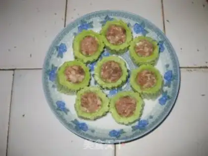 Make Hakka stuffed bitter gourd step 3
