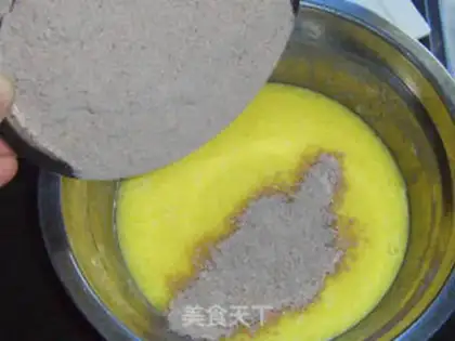Make Chocolate white sesame cake step 4
