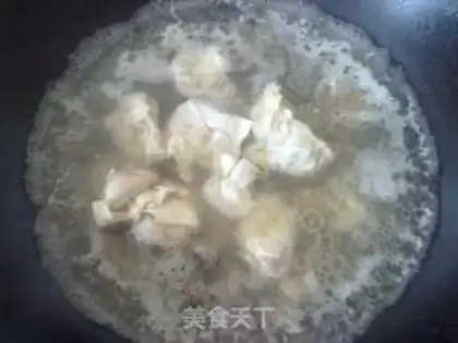 Make Pigeon soup wonton step 3