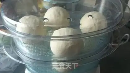 Make steamed steamed buns step 2