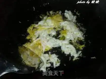 Make Tomato and egg fried rice step 4