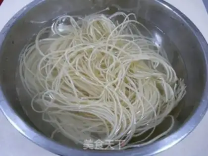 Make Korean cold noodles step 0
