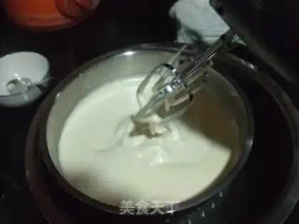 Make Whole egg sponge cake step 4