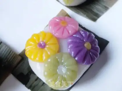 Make Chinese glutinous rice dumplings step 23
